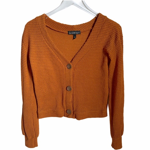 derek heart cardigan